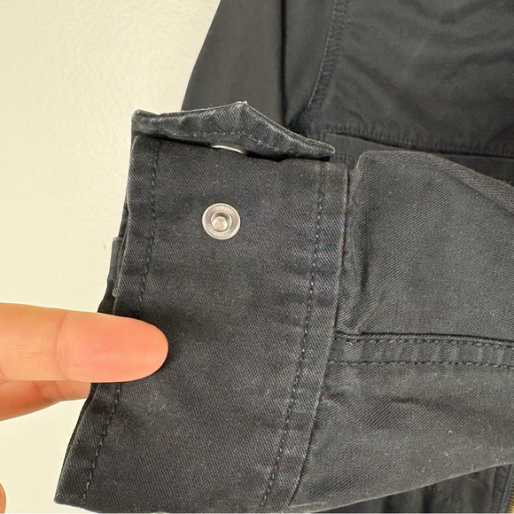 Madewell Fleet Utility Button Up Long Sleeve Jacket in Black - Picture 6 of 13